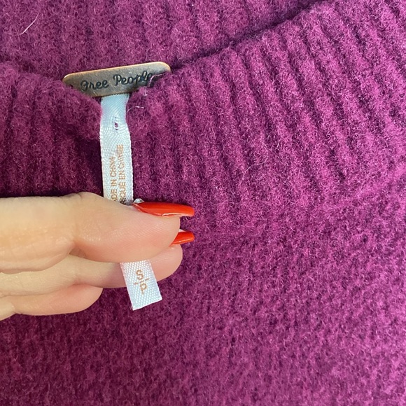 Free People Peached Plum Tunic Sweater - Picture 6 of 7